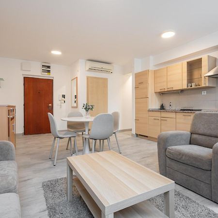 D16 - Gozsdu Garden Residence - Best Location By Bqa Budapest Exteriör bild