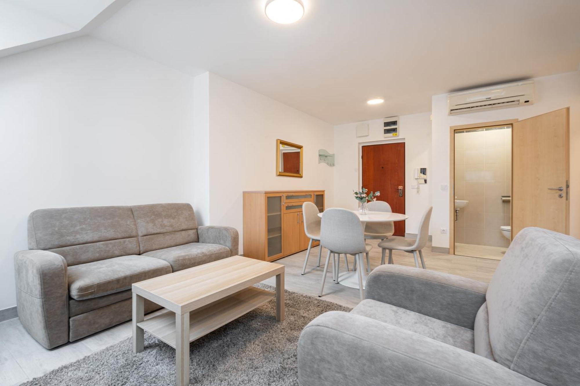 D16 - Gozsdu Garden Residence - Best Location By Bqa Budapest Exteriör bild