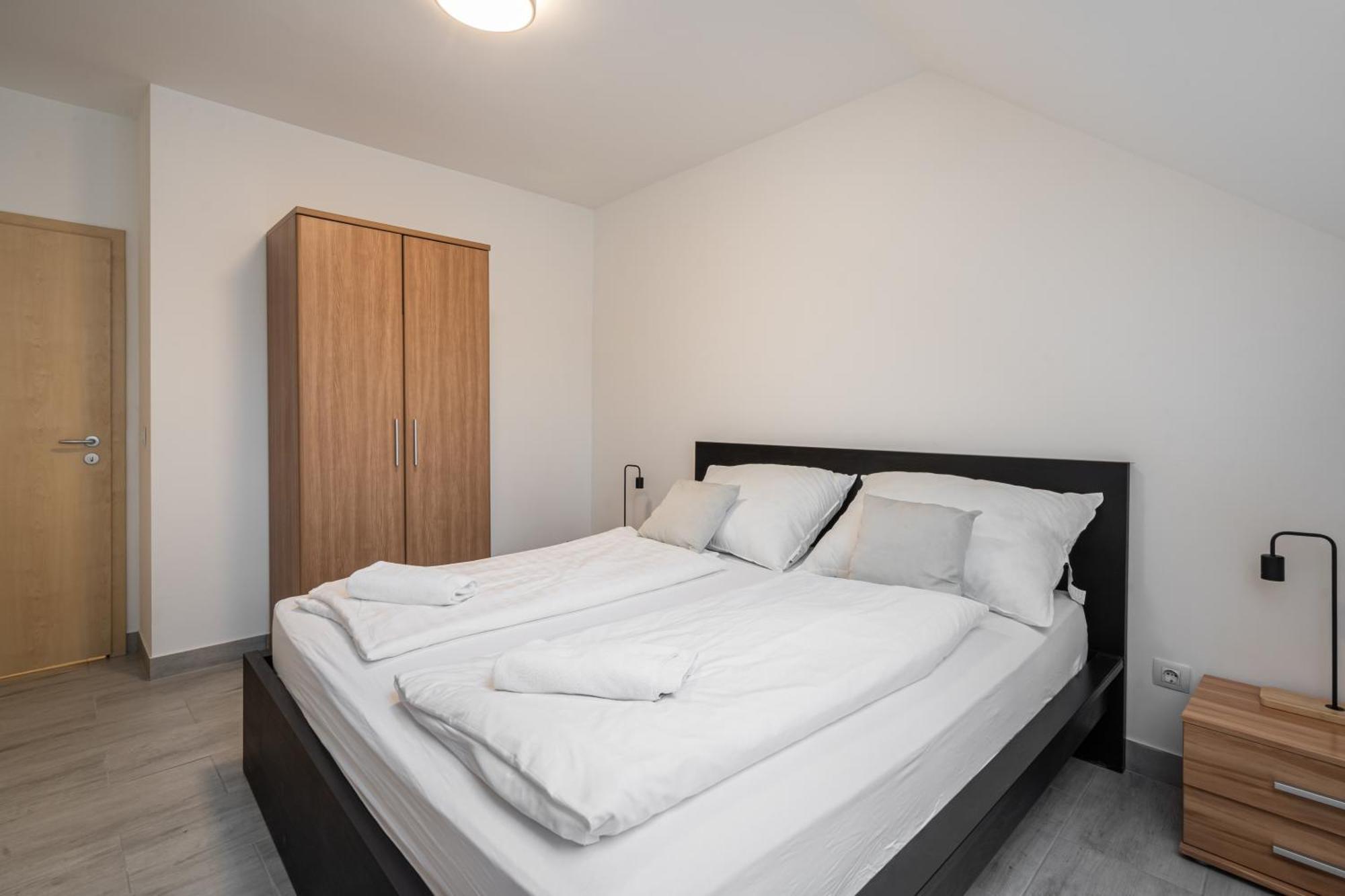 D16 - Gozsdu Garden Residence - Best Location By Bqa Budapest Exteriör bild
